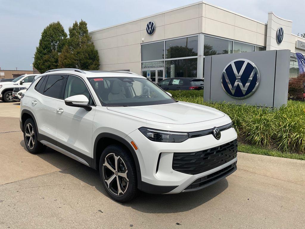 new 2025 Volkswagen Tiguan car, priced at $36,416