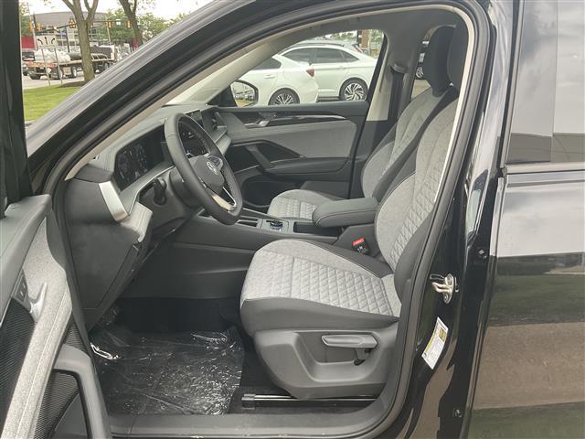 new 2025 Volkswagen Tiguan car, priced at $32,188