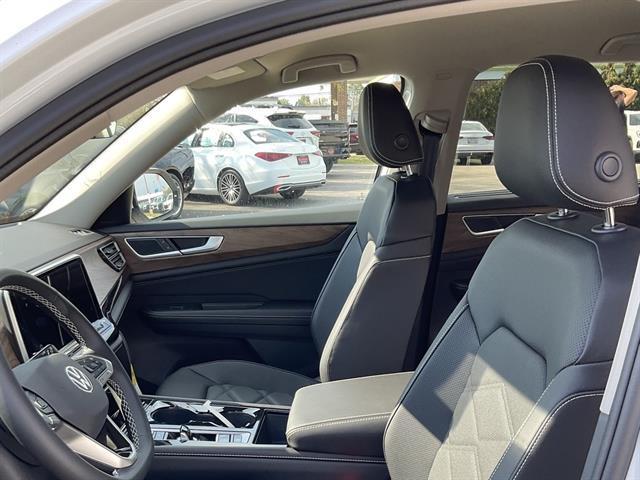 new 2026 Volkswagen Atlas car, priced at $46,379