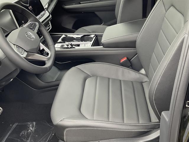 new 2026 Volkswagen Atlas Cross Sport car, priced at $50,280