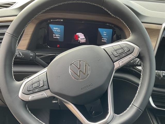 new 2026 Volkswagen Atlas car, priced at $41,171