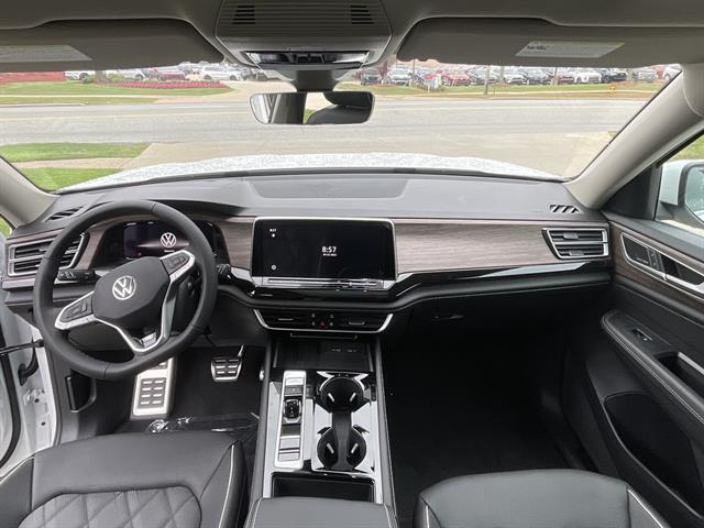 new 2026 Volkswagen Atlas car, priced at $55,288