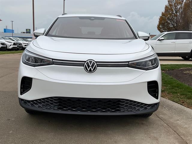 new 2025 Volkswagen ID.4 car, priced at $44,988