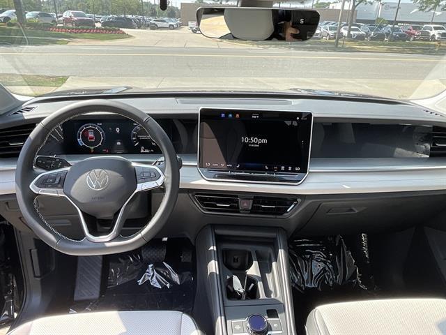 new 2025 Volkswagen Tiguan car, priced at $36,389