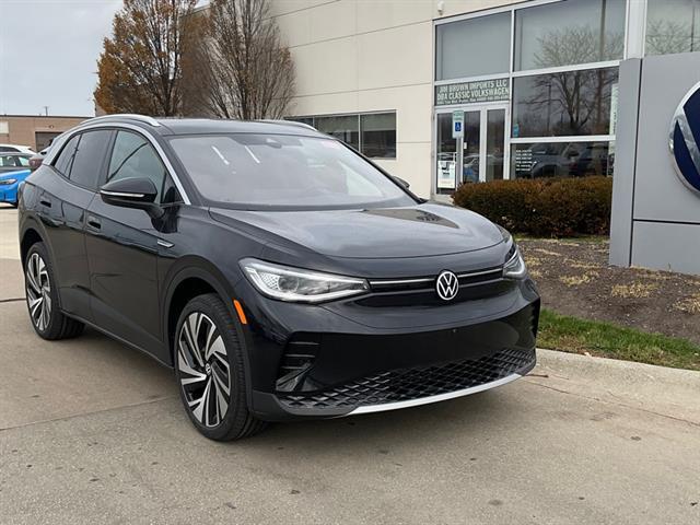 new 2025 Volkswagen ID.4 car, priced at $52,949