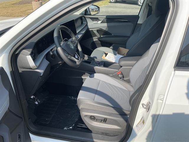 new 2025 Volkswagen Tiguan car, priced at $35,261