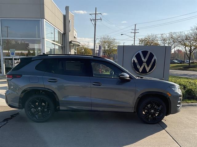 new 2026 Volkswagen Tiguan car, priced at $40,257