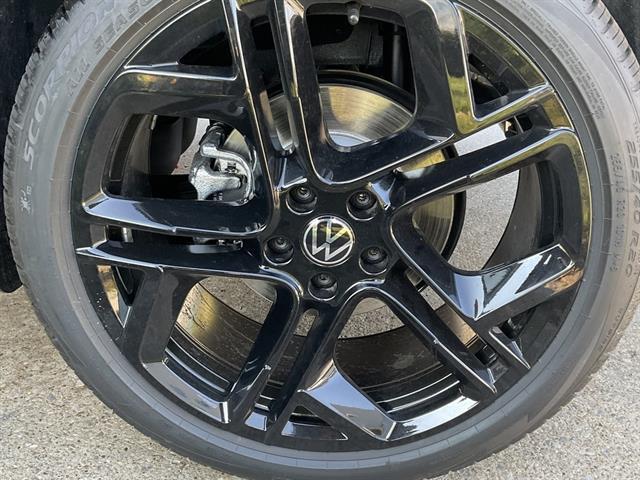 new 2026 Volkswagen Tiguan car, priced at $40,257