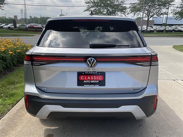 new 2025 Volkswagen Tiguan car, priced at $36,121