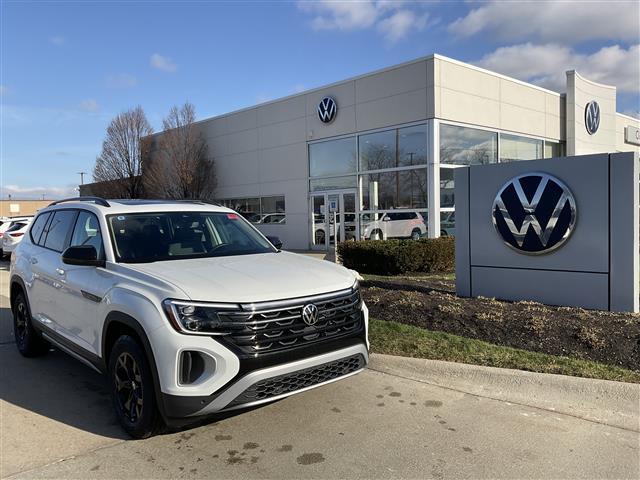 new 2025 Volkswagen Atlas car, priced at $47,541