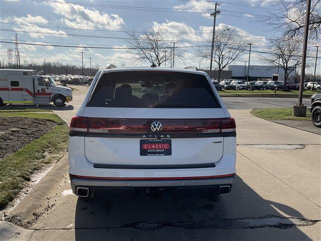 new 2025 Volkswagen Atlas car, priced at $47,541