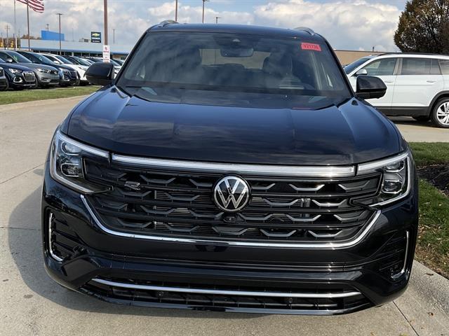 new 2026 Volkswagen Atlas Cross Sport car, priced at $53,510