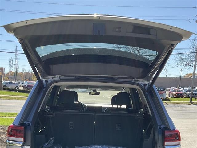 new 2026 Volkswagen Atlas car, priced at $49,531