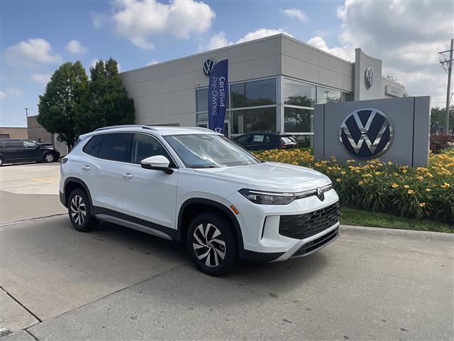 new 2025 Volkswagen Tiguan car, priced at $32,184