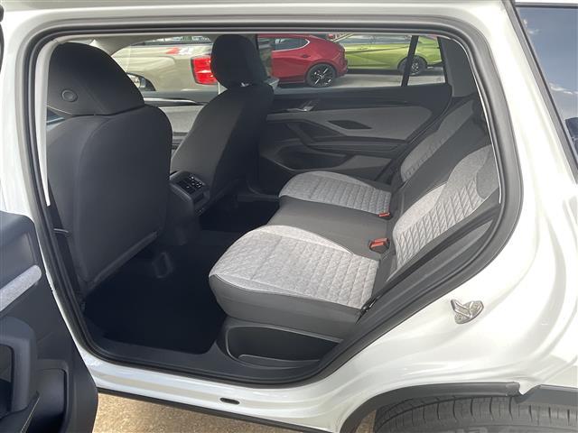 new 2025 Volkswagen Tiguan car, priced at $32,184