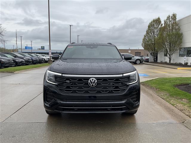 new 2025 Volkswagen Atlas Cross Sport car, priced at $50,209