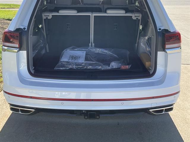 new 2026 Volkswagen Atlas car, priced at $54,130