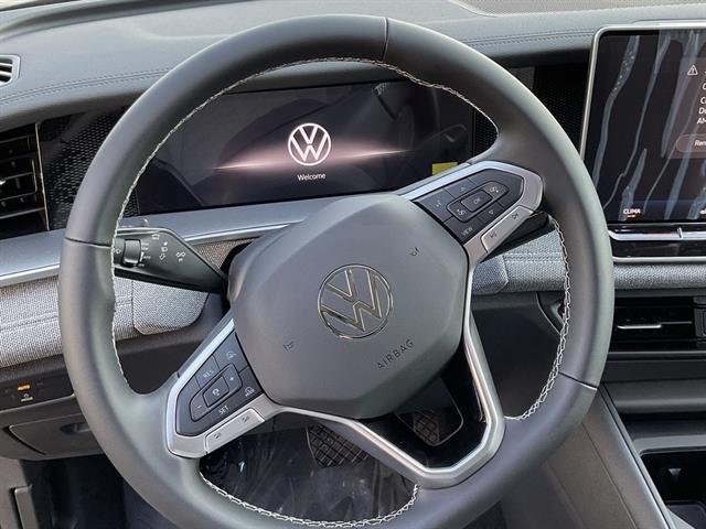 new 2025 Volkswagen Tiguan car, priced at $31,462