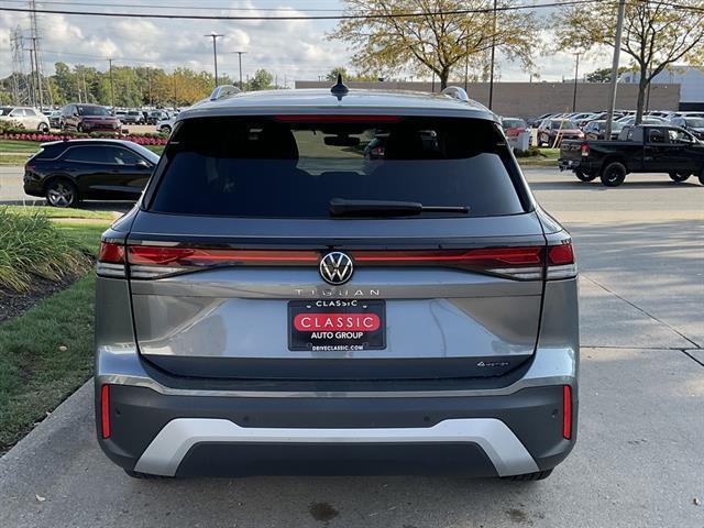 new 2025 Volkswagen Tiguan car, priced at $31,462