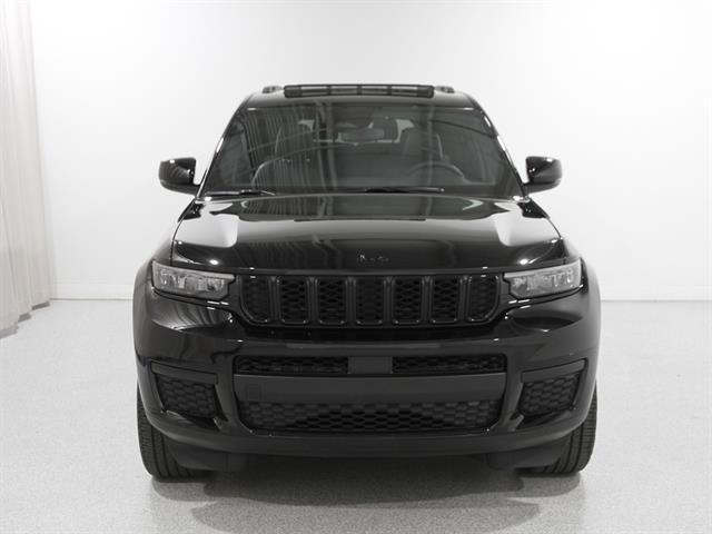 used 2023 Jeep Grand Cherokee L car, priced at $31,995