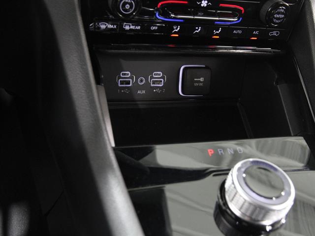 used 2023 Jeep Grand Cherokee L car, priced at $31,995