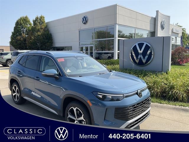 new 2025 Volkswagen Tiguan car, priced at $32,890