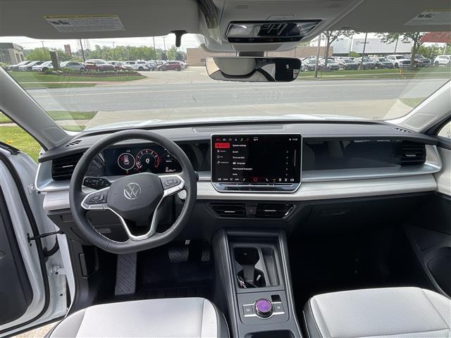 new 2025 Volkswagen Tiguan car, priced at $36,589