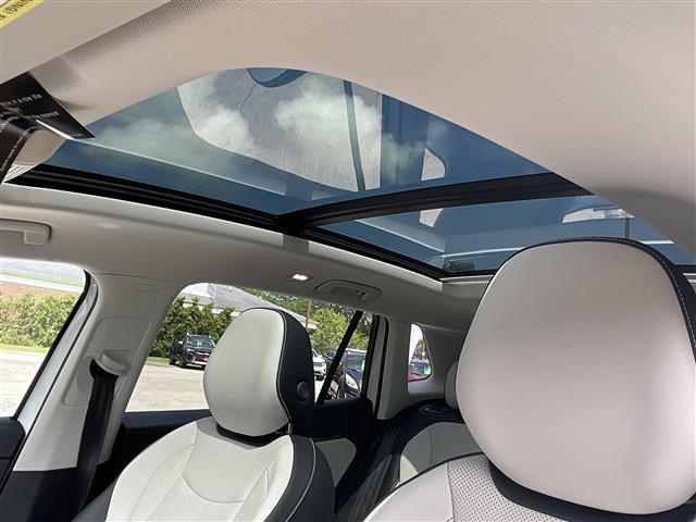 new 2025 Volkswagen Tiguan car, priced at $36,589