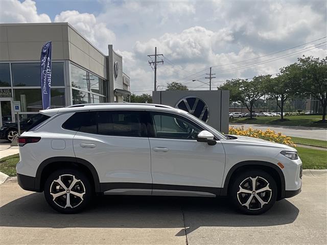 new 2025 Volkswagen Tiguan car, priced at $36,589
