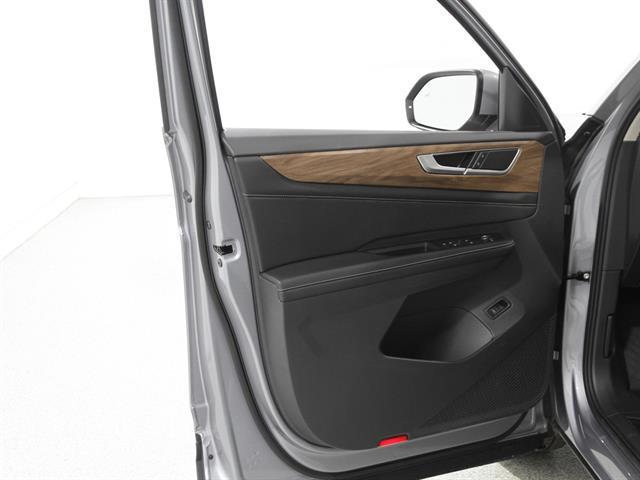 used 2025 Volkswagen Atlas car, priced at $36,990