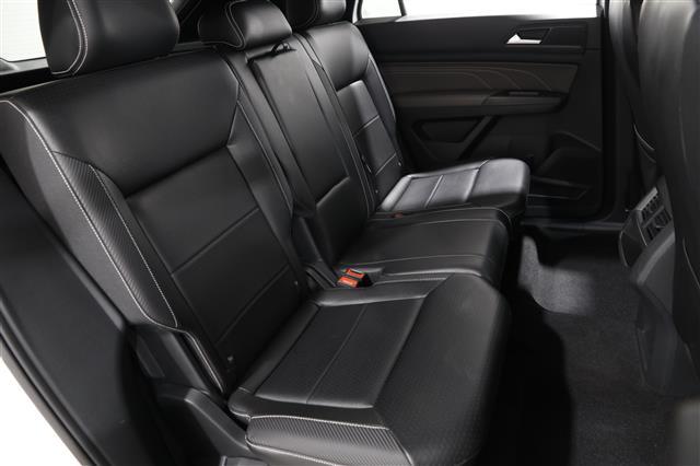 used 2022 Volkswagen Atlas Cross Sport car, priced at $26,495