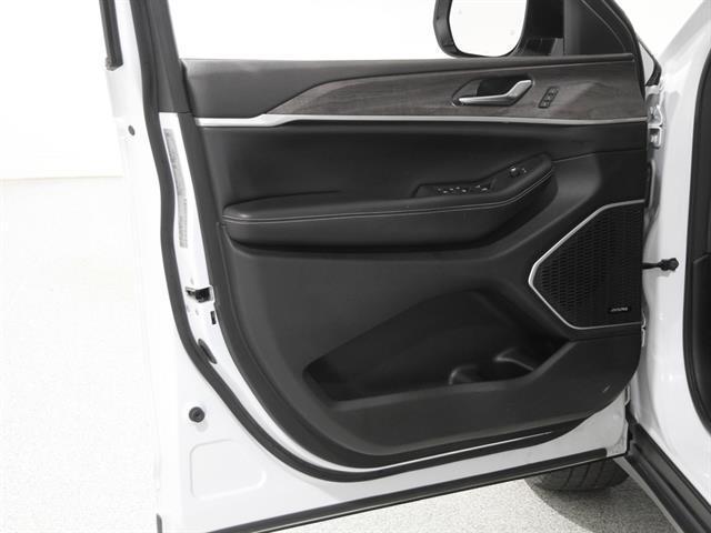 used 2021 Jeep Grand Cherokee L car, priced at $26,990