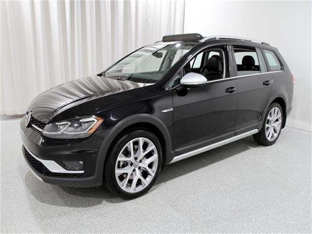 used 2019 Volkswagen Golf Alltrack car, priced at $17,895