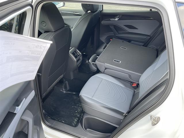 new 2025 Volkswagen Tiguan car, priced at $35,305