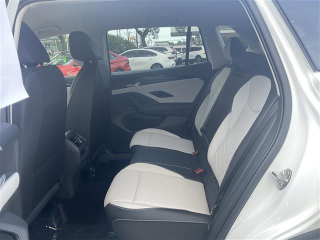 new 2025 Volkswagen Tiguan car, priced at $35,216