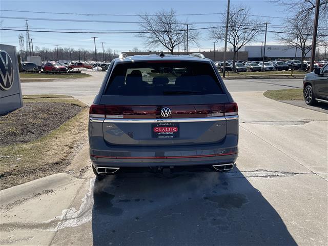 new 2025 Volkswagen Atlas car, priced at $54,577