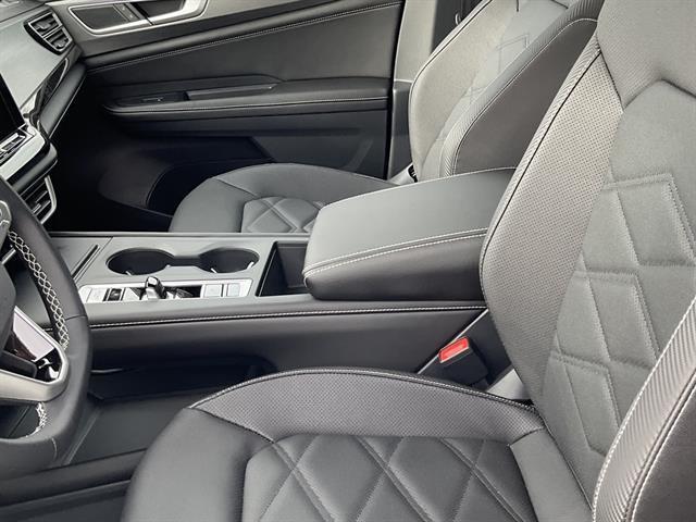 new 2026 Volkswagen Atlas Cross Sport car, priced at $40,661