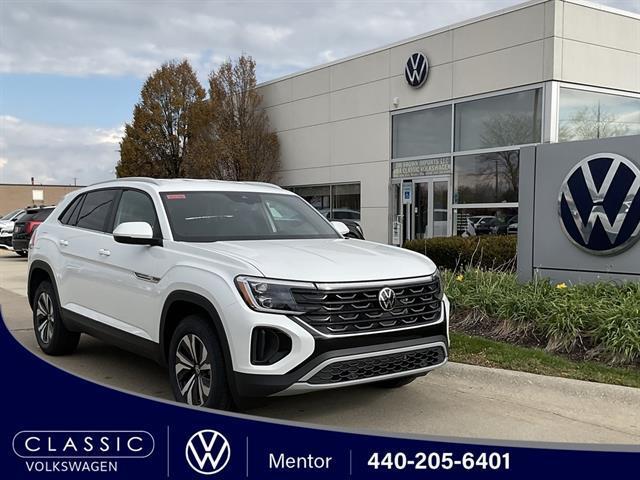 new 2026 Volkswagen Atlas Cross Sport car, priced at $40,661