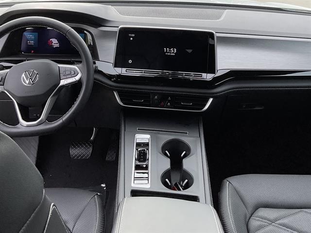 new 2026 Volkswagen Atlas Cross Sport car, priced at $40,661