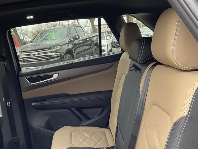 new 2026 Volkswagen Atlas Cross Sport car, priced at $45,545