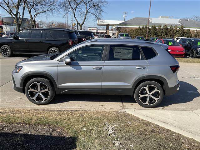 new 2025 Volkswagen Taos car, priced at $35,958
