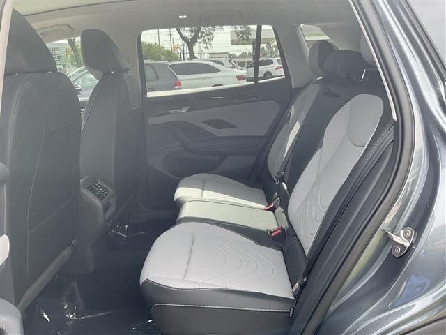 new 2025 Volkswagen Tiguan car, priced at $36,589