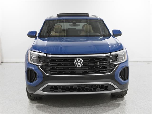 used 2025 Volkswagen Atlas Cross Sport car, priced at $37,990