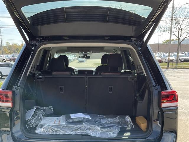 new 2026 Volkswagen Atlas car, priced at $47,831