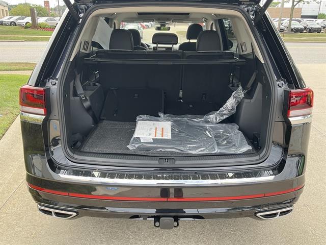 new 2026 Volkswagen Atlas car, priced at $54,201