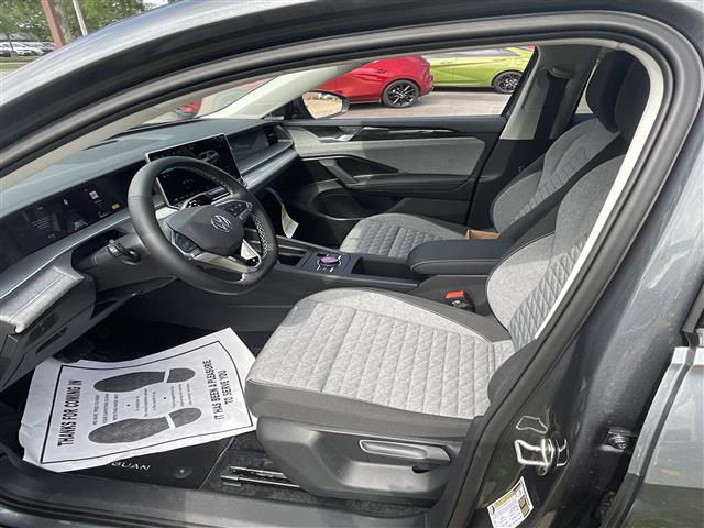 new 2025 Volkswagen Tiguan car, priced at $32,309