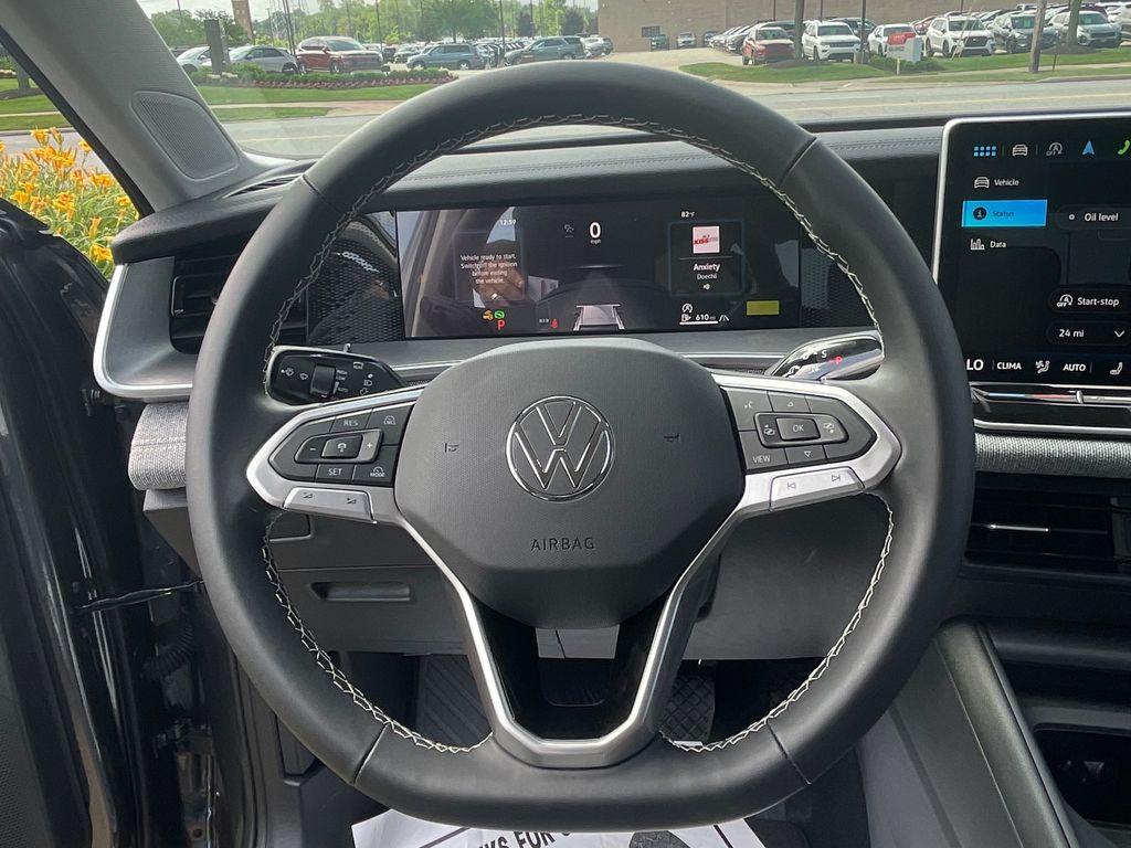 new 2025 Volkswagen Tiguan car, priced at $32,309