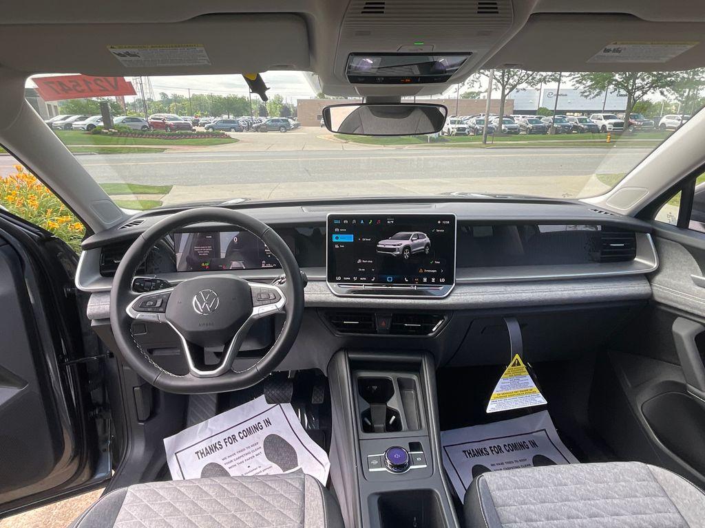 new 2025 Volkswagen Tiguan car, priced at $32,309