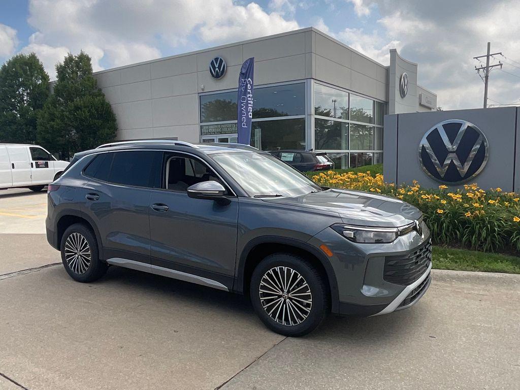 new 2025 Volkswagen Tiguan car, priced at $32,309