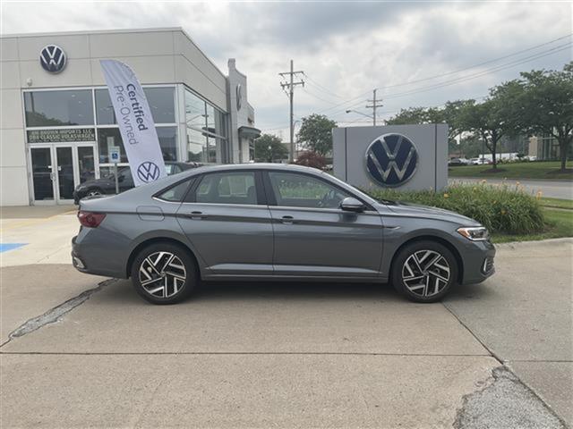 used 2024 Volkswagen Jetta car, priced at $27,999